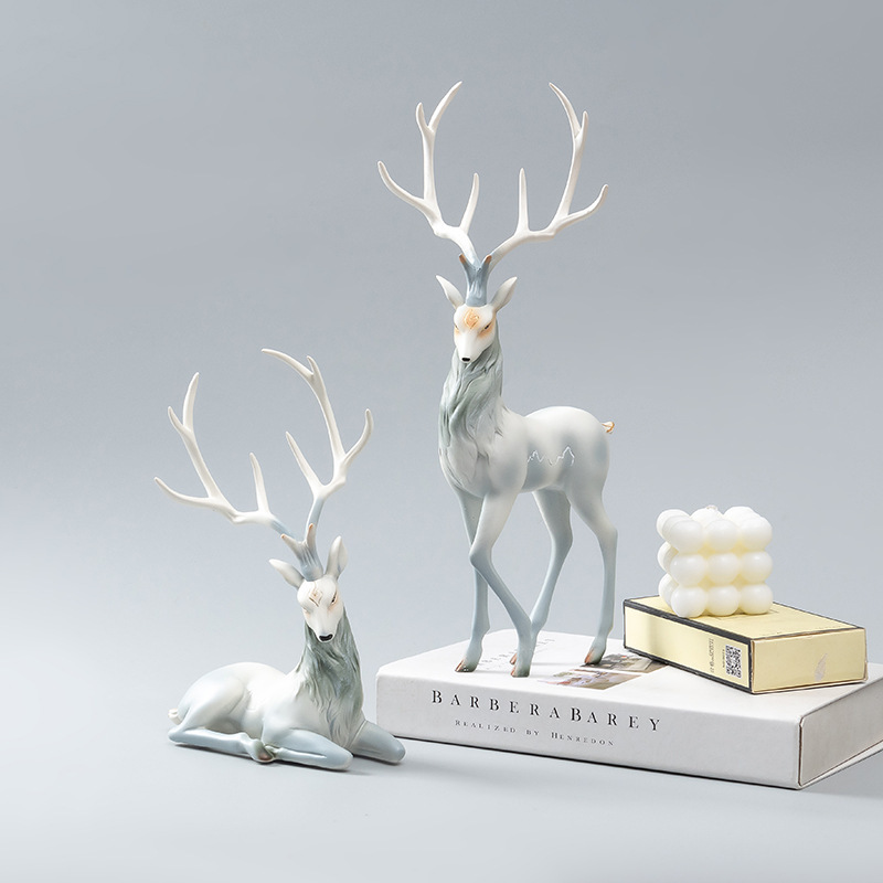 Luxuriöse Elch-Dekofiguren aus – Resin Art For Anniversary Gift Bewertung und Preis